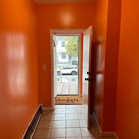 Fidelia Halos Room Queen Bed, Minutes From Newark Liberty International Airport And Newark Penn Station Exterior photo