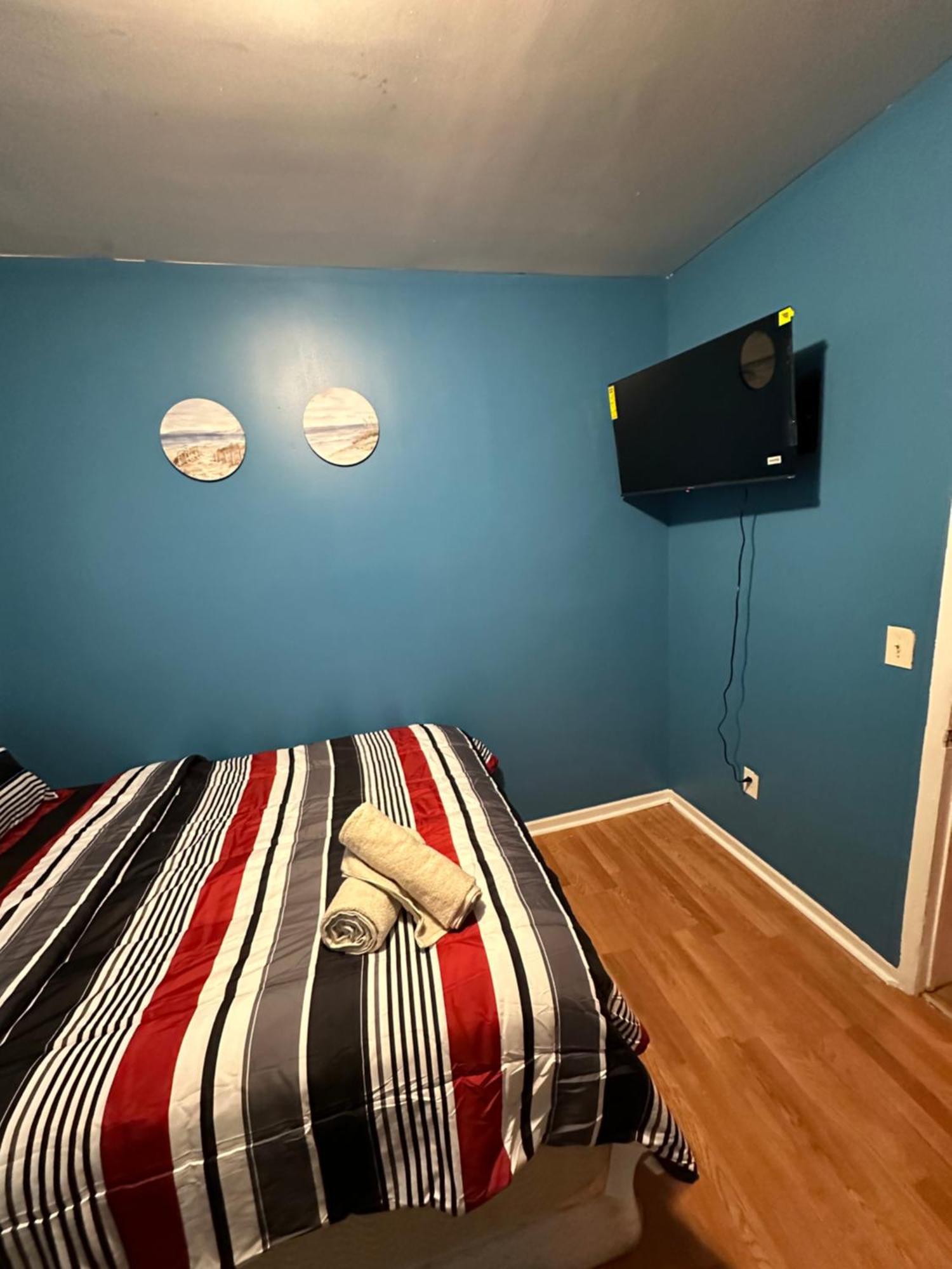 Fidelia Halos Room Queen Bed, Minutes From Newark Liberty International Airport And Newark Penn Station Exterior photo